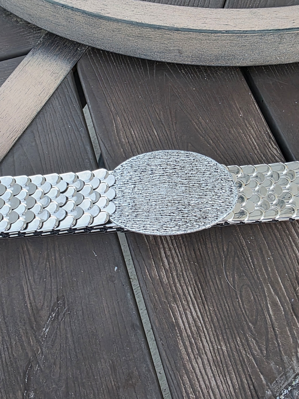 Vintage 70's Silver Metallic Stretch Belt with Oval Buckle And Fish Scale Design
